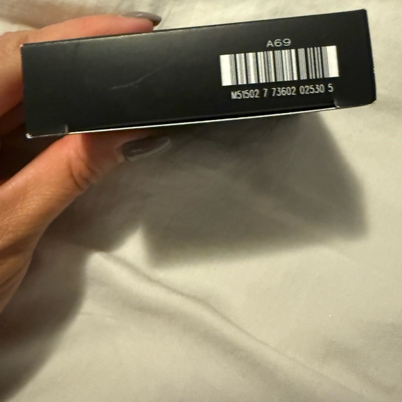 MAC Cosmetics Bronzing Powder - Picture 3 of 4